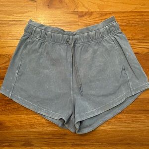Lululemon denim blue short 😊❤️